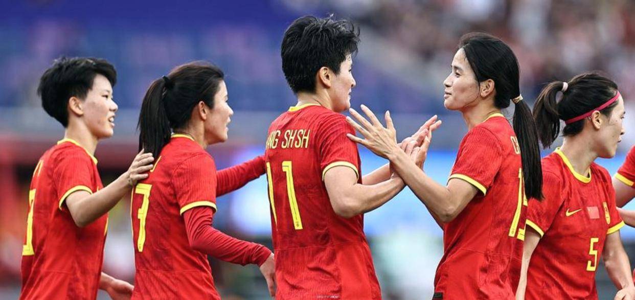 开云注册 -王霜在边路传中对中国台北形成威胁，邵子钦成为关键支点撑起中锋线，陈巧珠回防拦截与传中点亮直通世界杯之路